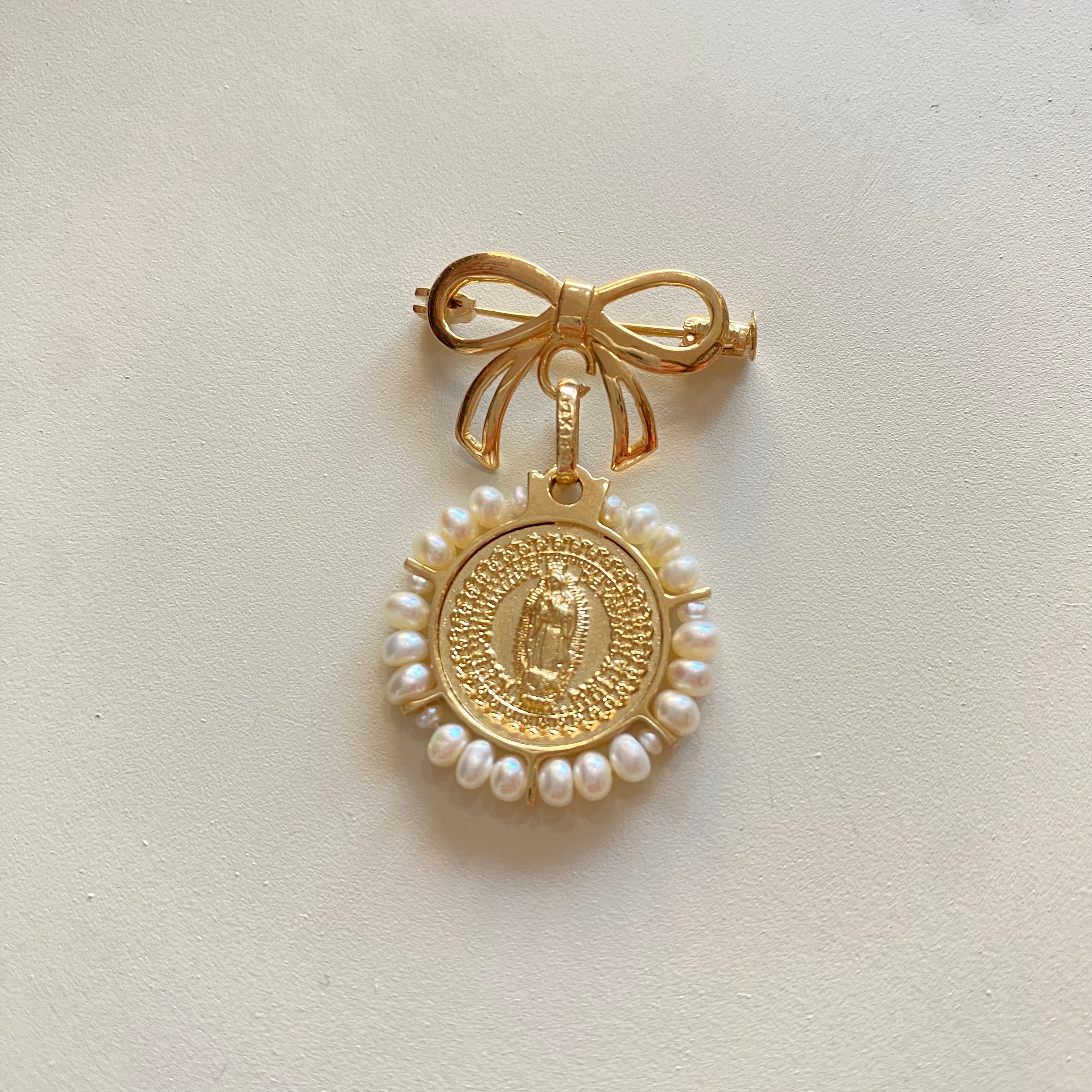 Broche Moño Colita Silueta 14k