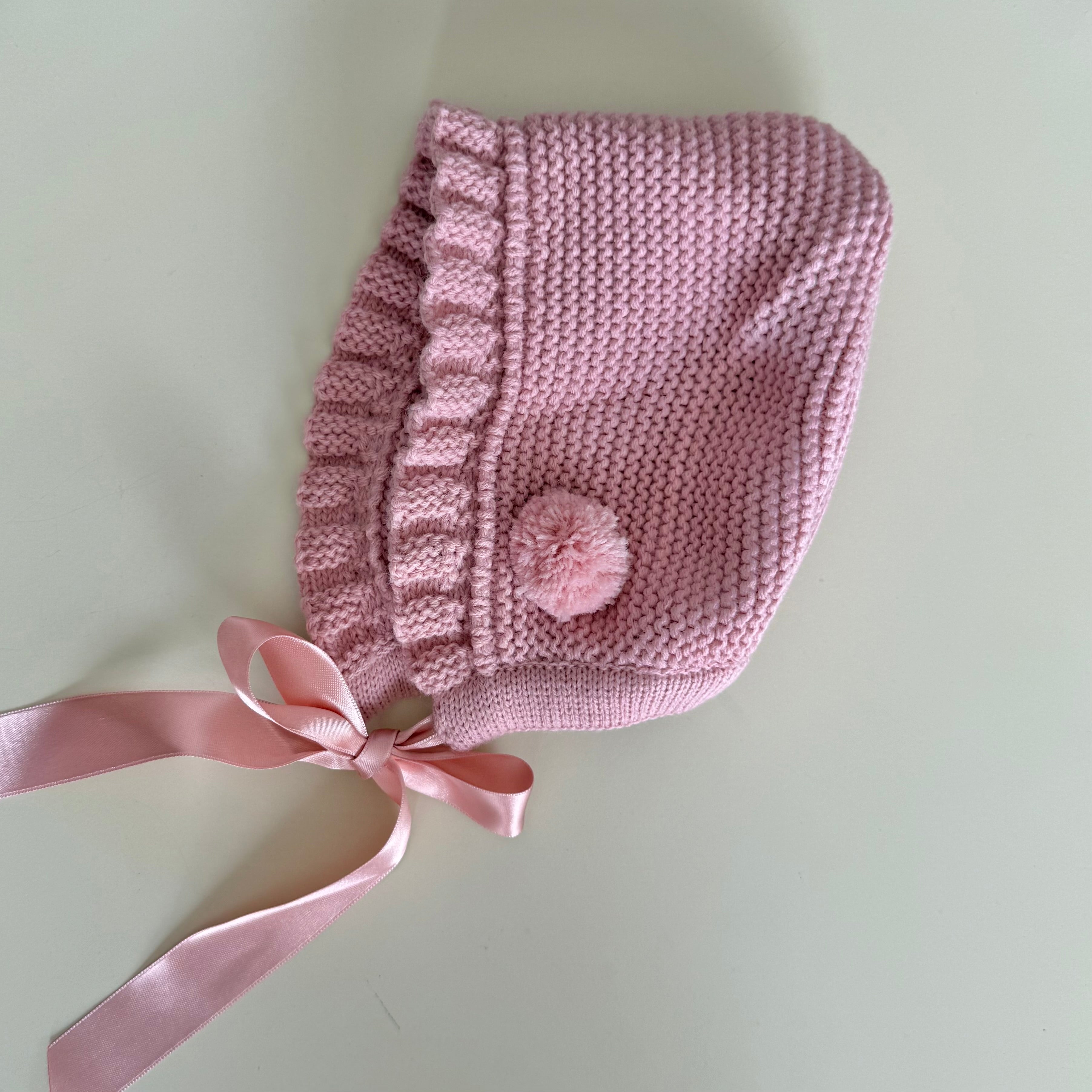 Abrigo con Gorro Rosa Borla