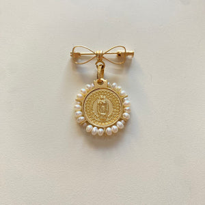 Medalla Oro Amarillo con Perlas 14K