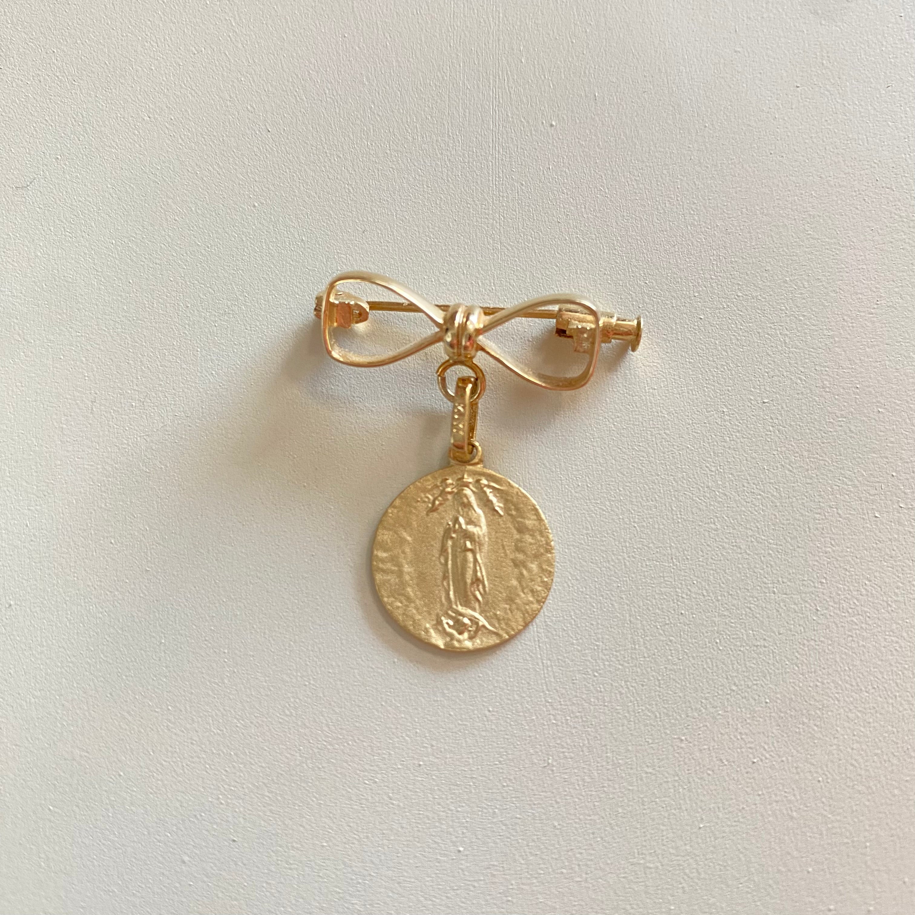 Medalla Virgen Mate 14K