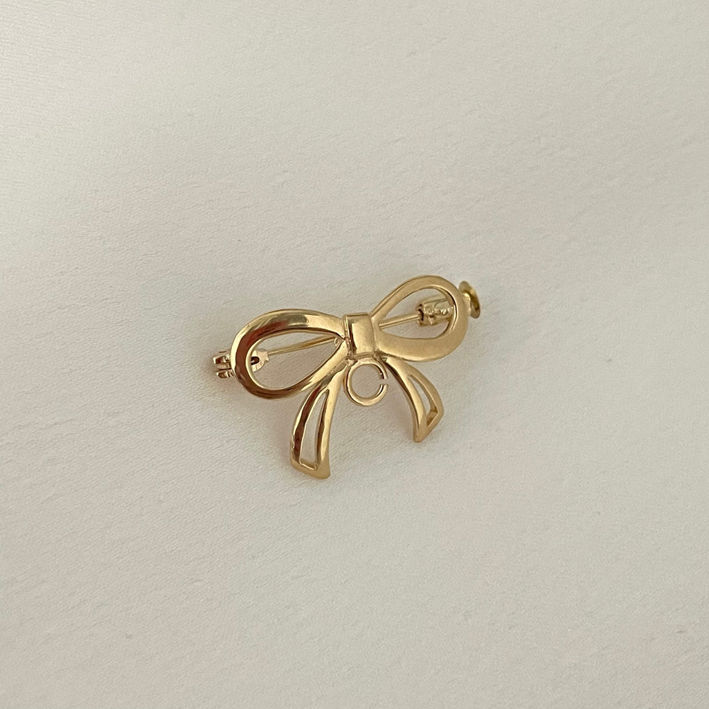 Broche Moño Colita Silueta 14k